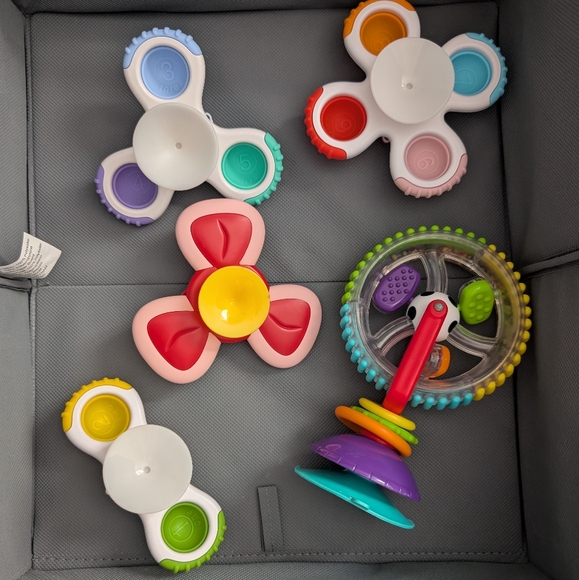 Colorful Spinning Suction Cup Toy Set for Kids And Babies Stocking Stuffer - Picture 2 of 2